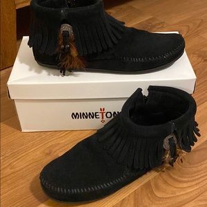 MINNETONKA ladies moccasin 7